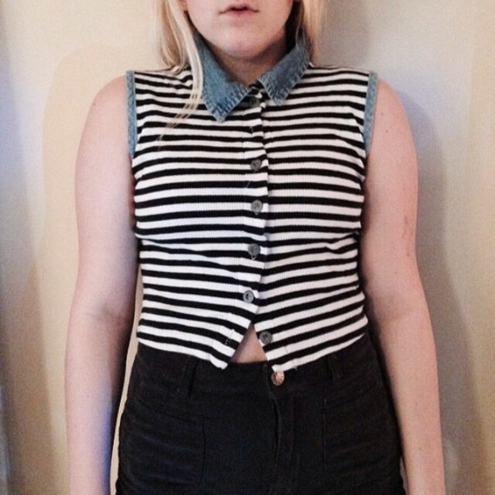 Vintage b&w crop top